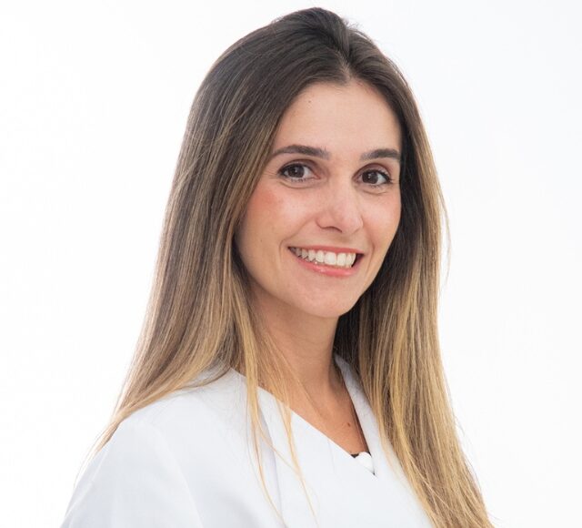 Dra. Fernanda Pedreira Magalhães